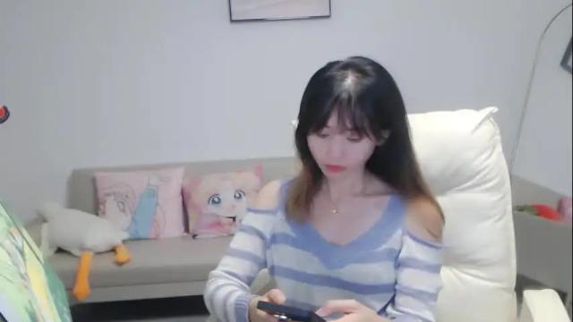 Image 12 of candy8998 Stream on Chaturbate on 1 month ago