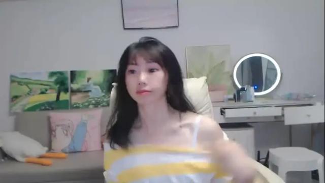 Image 2 of candy8998 Stream on Chaturbate on 1 month ago