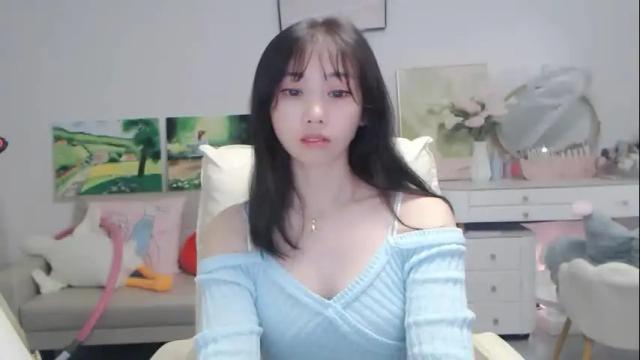 Image 4 of candy8998 Stream on Chaturbate on 24 days ago