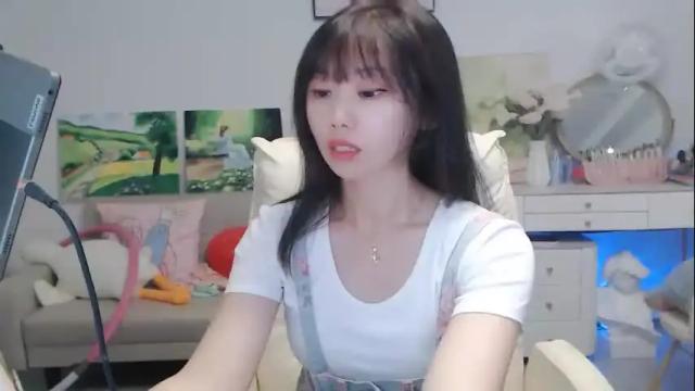 Image 2 of candy8998 Stream on Chaturbate on 23 days ago