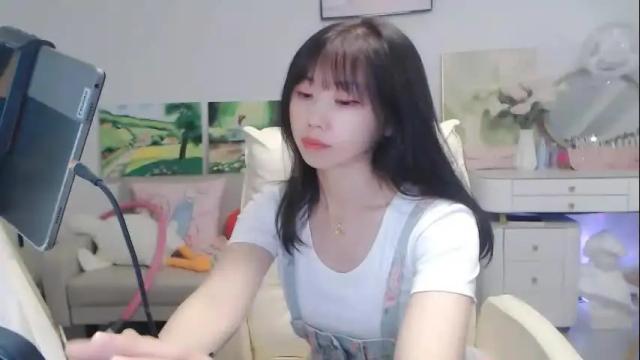 Image 7 of candy8998 Stream on Chaturbate on 23 days ago