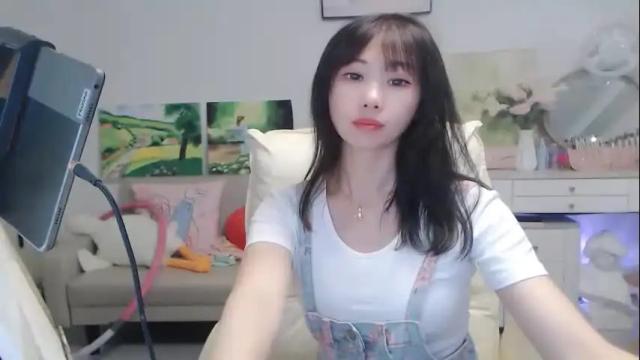 Image 8 of candy8998 Stream on Chaturbate on 23 days ago