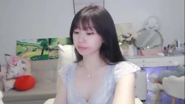 Image 11 of candy8998 Stream on Chaturbate on 19 days ago