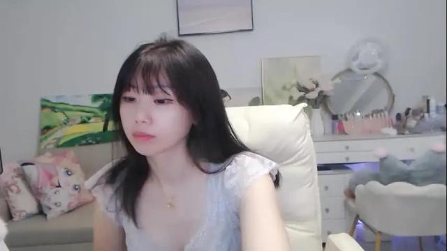 Image 12 of candy8998 Stream on Chaturbate on 19 days ago