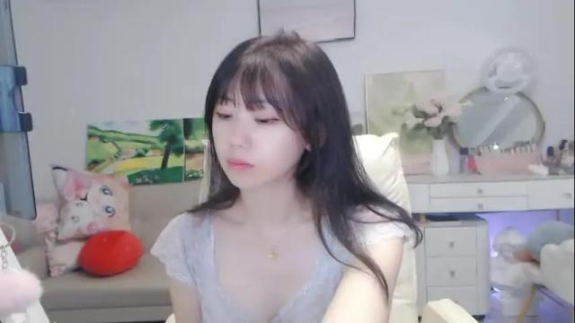 Image 4 of candy8998 Stream on Chaturbate on 19 days ago