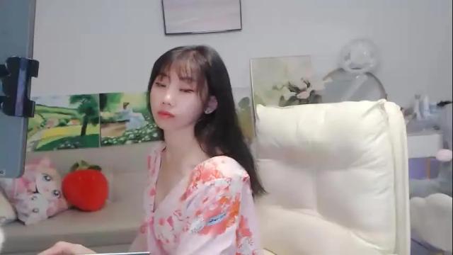 Image 4 of candy8998 Stream on Chaturbate on 16 days ago