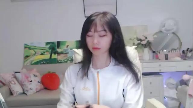 Image 3 of candy8998 Stream on Chaturbate on 14 days ago