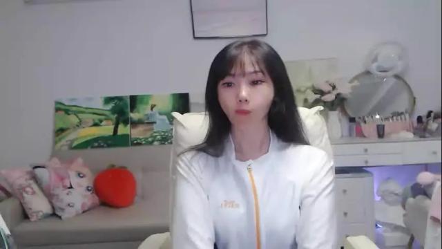Image 8 of candy8998 Stream on Chaturbate on 14 days ago