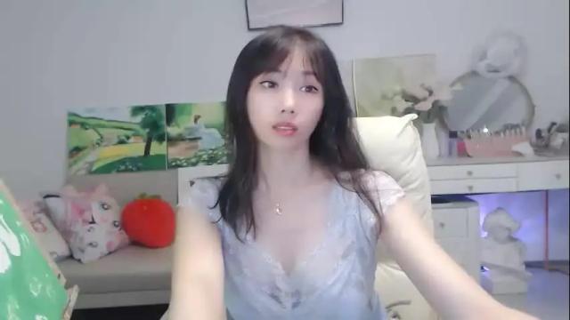 Image 10 of candy8998 Stream on Chaturbate on 10 days ago