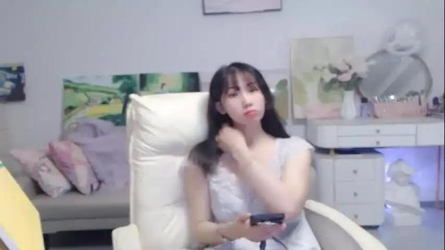 Image 3 of candy8998 Stream on Chaturbate on 5 days ago
