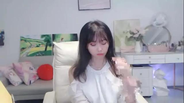 Image 6 of candy8998 Stream on Chaturbate on 4 days ago