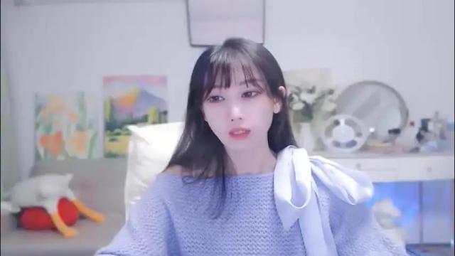 Image 4 of candy8998 Stream on Chaturbate on 1 month ago