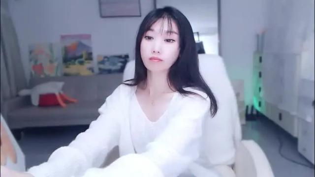 Image 3 of candy8998 Stream on Chaturbate on 1 month ago