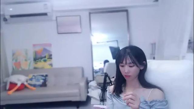 Image 11 of candy8998 Stream on Chaturbate on 28 days ago