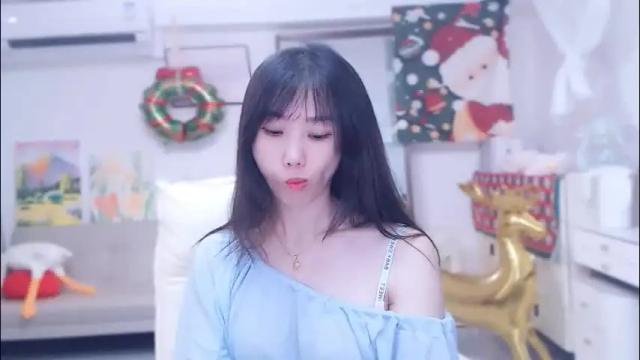 Image 2 of candy8998 Stream on Chaturbate on 18 days ago