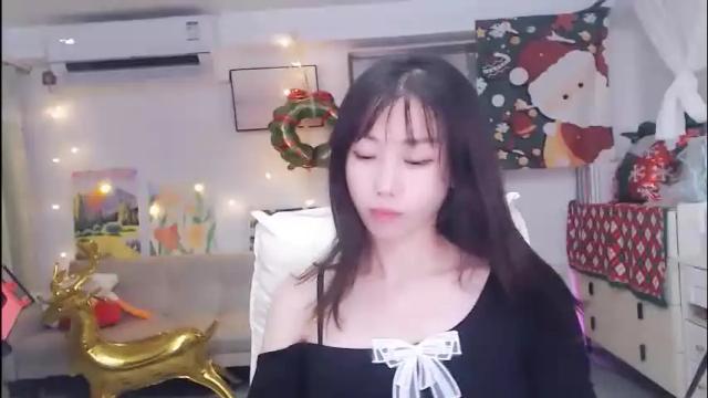 Image 3 of candy8998 Stream on Chaturbate on 7 days ago