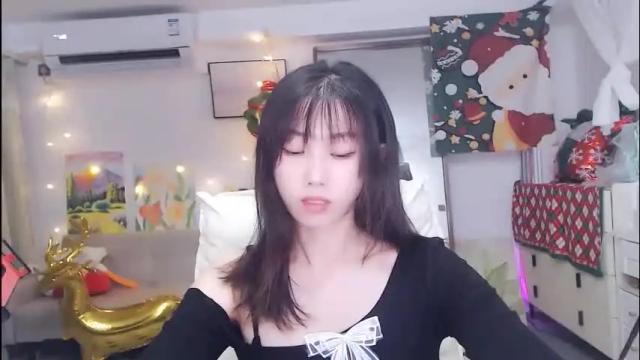 Image 4 of candy8998 Stream on Chaturbate on 7 days ago