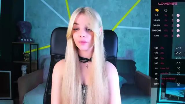 Image 7 of candy__cat_ Stream on Chaturbate on 18 months ago