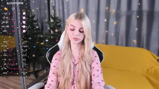 Image 2 of candy__cat_ Stream on Chaturbate on 16 months ago