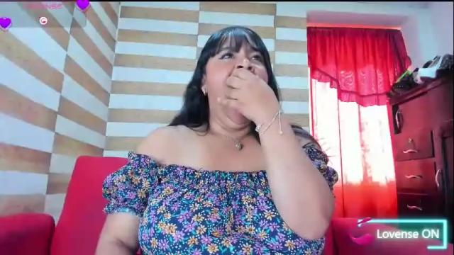 Image 11 of candy_browm1 Stream on Chaturbate on 1 month ago