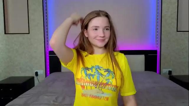 Image 3 of candy_bunnies Stream on Chaturbate on 6 months ago