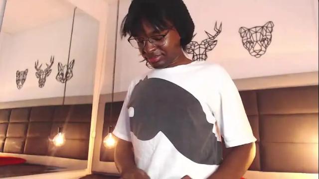 Image 4 of candy_lovee6 Stream on Chaturbate on 29 days ago