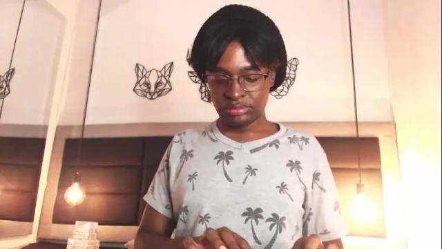 Image 12 of candy_lovee6 Stream on Chaturbate on 24 days ago