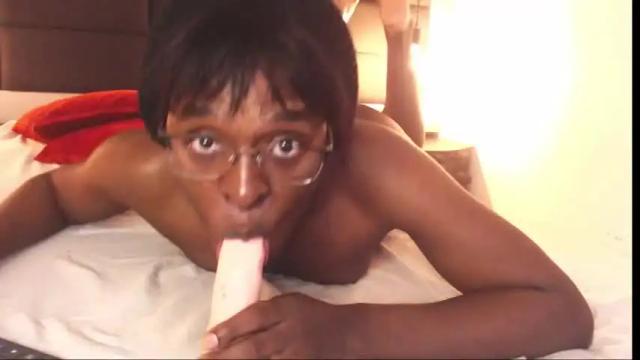 Image 8 of candy_lovee6 Stream on Chaturbate on 13 days ago