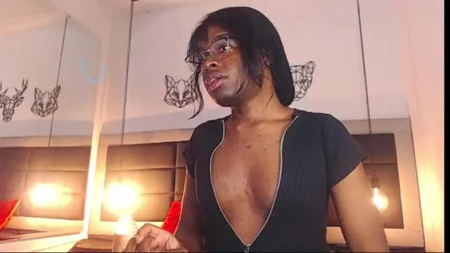 Image 2 of candy_lovee6 Stream on Chaturbate on 1 month ago