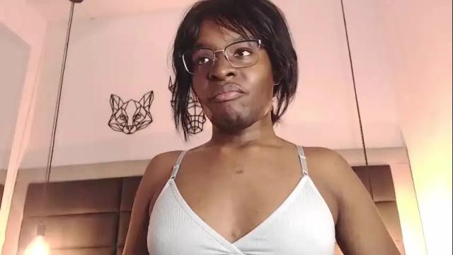 Image 10 of candy_lovee6 Stream on Chaturbate on 2 months ago