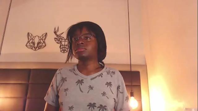 Image 10 of candy_lovee6 Stream on Chaturbate on 1 month ago