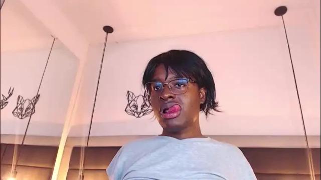 Image 10 of candy_lovee6 Stream on Chaturbate on 1 month ago