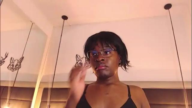 Image 11 of candy_lovee6 Stream on Chaturbate on 1 month ago