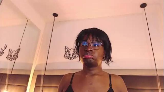 Image 12 of candy_lovee6 Stream on Chaturbate on 1 month ago