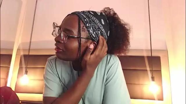 Image 2 of candy_lovee6 Stream on Chaturbate on 1 month ago