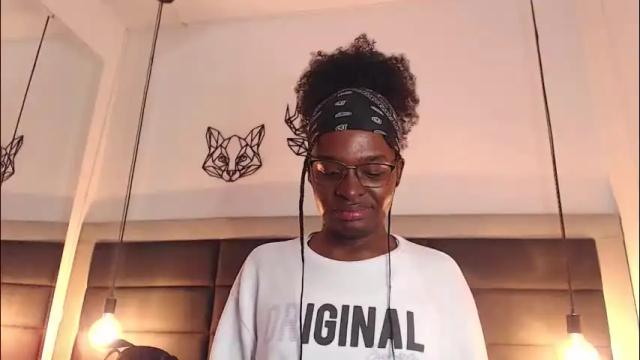 Image 8 of candy_lovee6 Stream on Chaturbate on 15 days ago