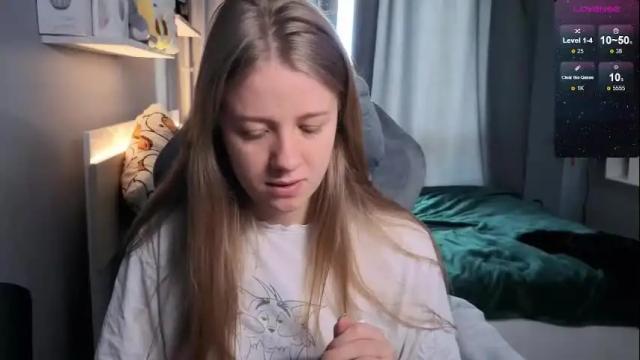Image 10 of candy_meggie Stream on Chaturbate on 1 month ago