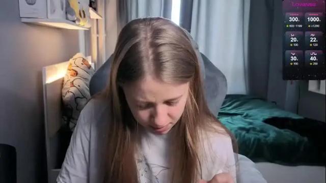Image 11 of candy_meggie Stream on Chaturbate on 1 month ago