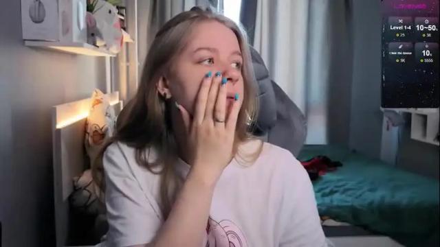 Image 11 of candy_meggie Stream on Chaturbate on 1 month ago