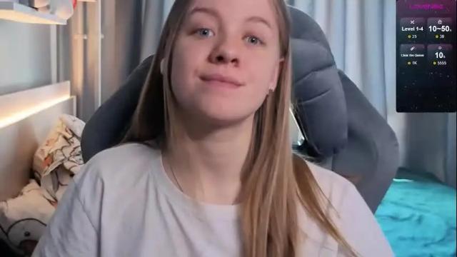 Image 7 of candy_meggie Stream on Chaturbate on 1 month ago