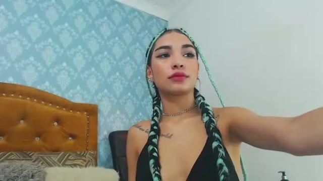 Image 4 of candy_peachh Stream on Chaturbate on 21 months ago