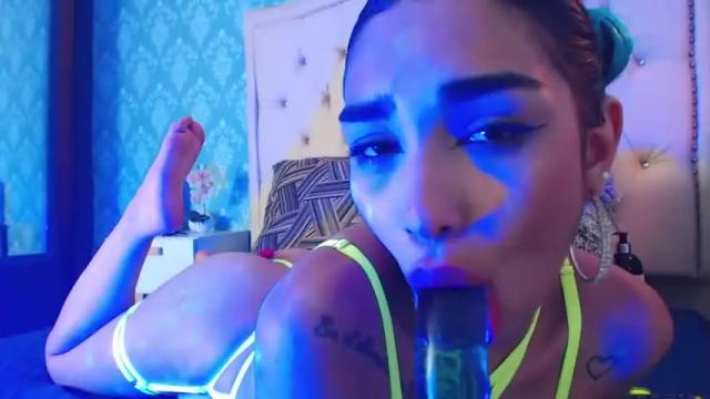 Thumbnail 1, candy_peachh's Stream at Chaturbate, 20 months ago