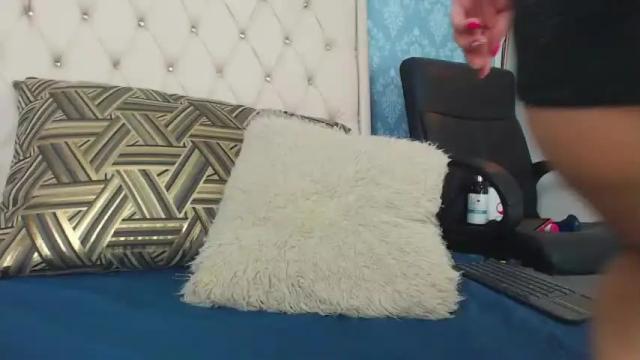Image 12 of candy_peachh Stream on Chaturbate on 20 months ago