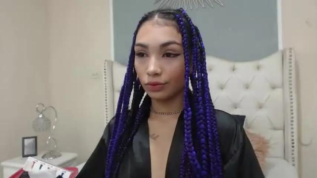 Image 3 of candy_peachh Stream on Chaturbate on 17 months ago