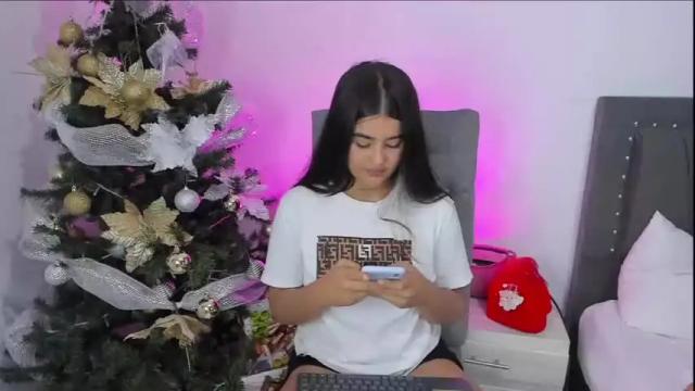 Image 6 of candy_rouse4u Stream on Chaturbate on 18 months ago