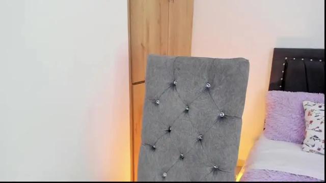 Image 2 of candy_rouse4u Stream on Chaturbate on 17 months ago