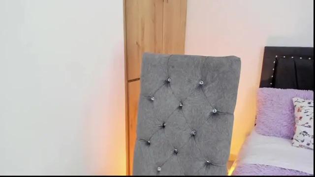 Image 3 of candy_rouse4u Stream on Chaturbate on 17 months ago