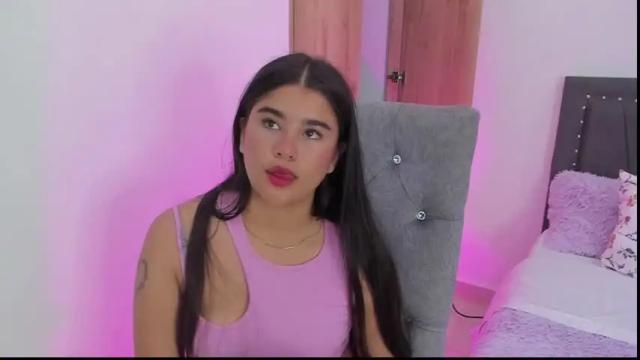 Image 3 of candy_rouse4u Stream on Chaturbate on 17 months ago
