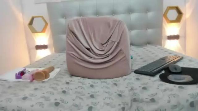Image 12 of candy_sex18_ Stream on Chaturbate on 14 months ago