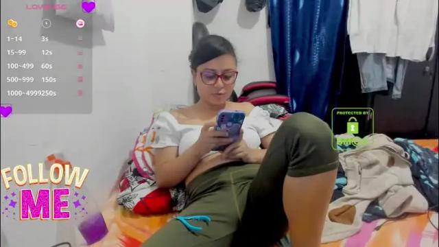 Image 4 of candy_val Stream on Chaturbate on 4 months ago